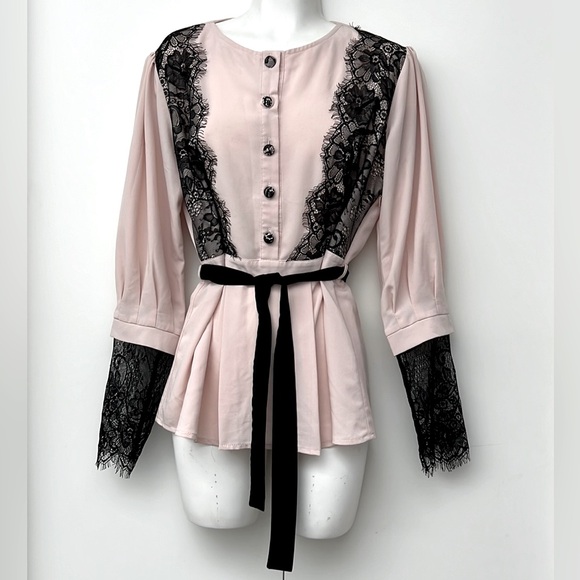 Tops - VINTAGE | Pink Blouse with Lace Details